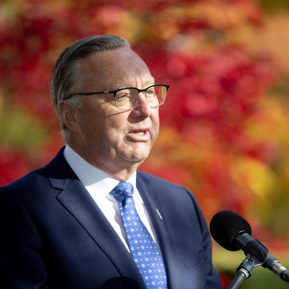 New N.L. premier reveals resignation note from man who quit Quebec energy deal panel